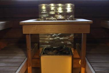 Skyline Airport Hotel