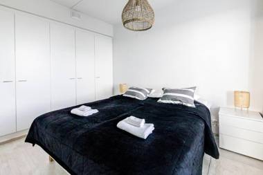Apartment Sleepwell Tikkurila Sauna 70m2 1-7 pers