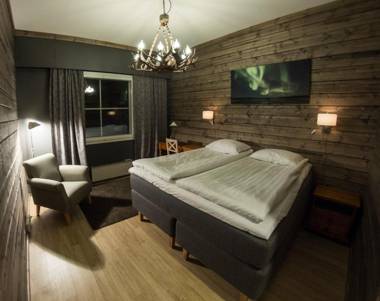 Wilderness Hotel Muotka & Igloos