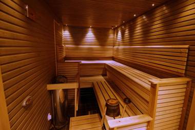 Levi Suites Unna Mànnu