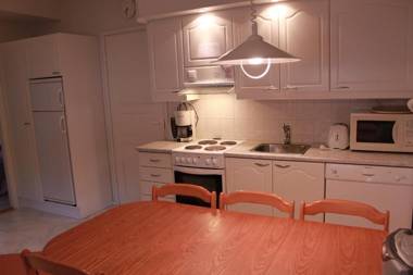 Polar Star Moonlight Apartments