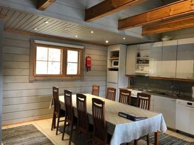 Ylä-Saarikko Holiday Cottages