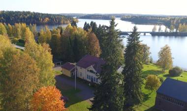 Vanha pappila Hetki Oy