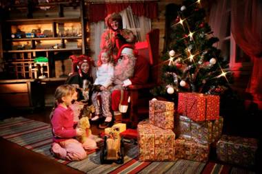 Kakslauttanen Arctic Resort - Igloos and Chalets