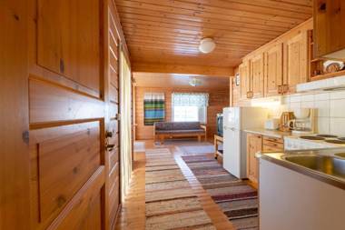 Wild Stay - Ounasrannan majat Tepasto