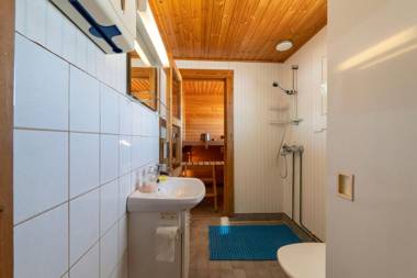 Wild Stay - Ounasrannan majat Tepasto