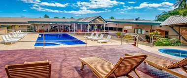 Tanoa Skylodge Hotel