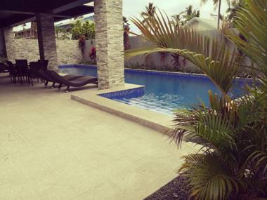 360 degree ocean view Beautiful cosy new apartment