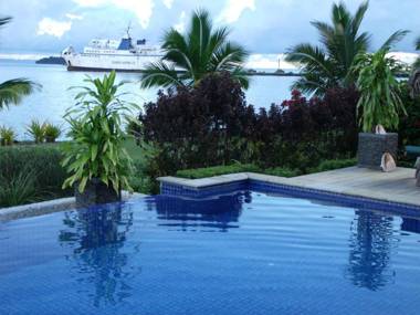 Aroha Taveuni Beachfront Bures