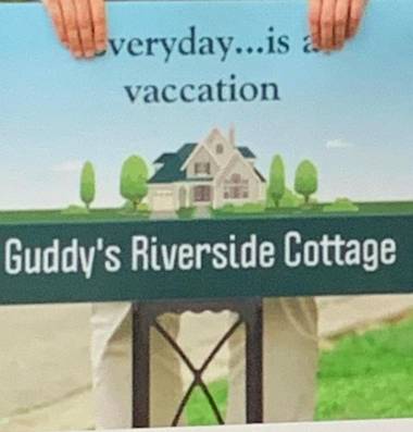 Guddy’s Riverside Cottage