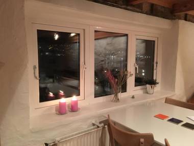 Abbasa hús-Grandpa s house Kumlavegur 9