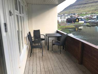 Spacious City Center Home by the Sea