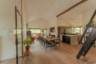 Luxurious & Unique Villa / Nature / Beach / Hiking