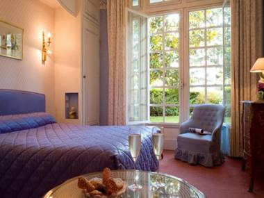 Château de Beaulieu et Magnolia Spa The Originals Relais (Relais du Silence)