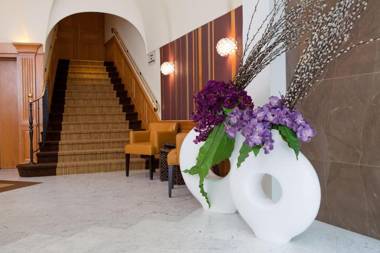 Hôtel Paris Neuilly