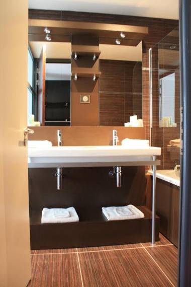 The Originals Boutique La Maison Rouge Lens Ouest (Qualys-Hotel)