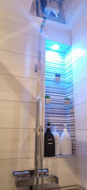 T2 Châtenaisien de la Vallée-aux-loups by Beds4Wanderlust