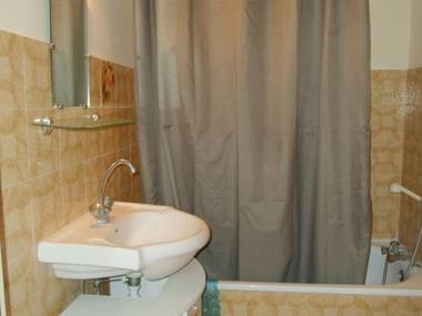 Studio Balaruc-les-Bains 1 pièce 2 personnes - FR-1-503-56