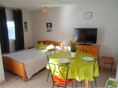 Studio Balaruc-les-Bains 1 pièce 4 personnes - FR-1-503-30
