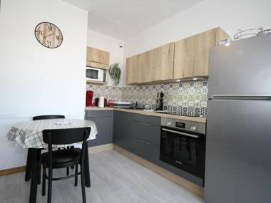 Appartement Balaruc-les-Bains 1 pièce 2 personnes - FR-1-553-76