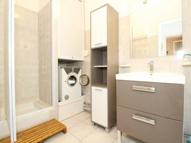 Appartement Balaruc-les-Bains 2 pièces 4 personnes - FR-1-553-93