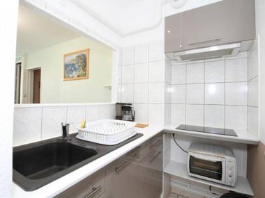 Appartement Balaruc-les-Bains 2 pièces 4 personnes - FR-1-553-93