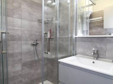 Studio Balaruc-les-Bains 1 pièce 2 personnes - FR-1-553-110