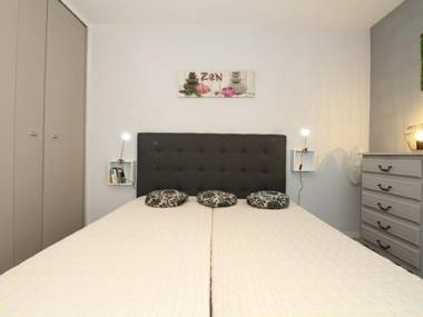 Appartement Balaruc-les-Bains 1 pièce 2 personnes - FR-1-553-113