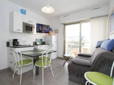Apartment Balaruc-les-Bains studio flat 4 persons - FR-1-553-125