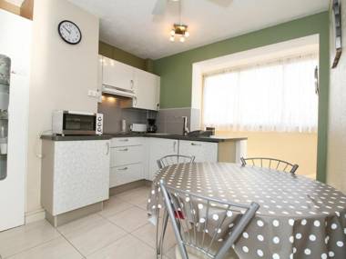 Appartement Balaruc-les-Bains 2 pièces 2 personnes - FR-1-553-130