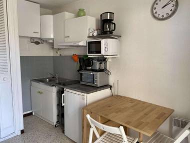 Studio Balaruc-les-Bains 1 pièce 2 personnes - FR-1-553-21