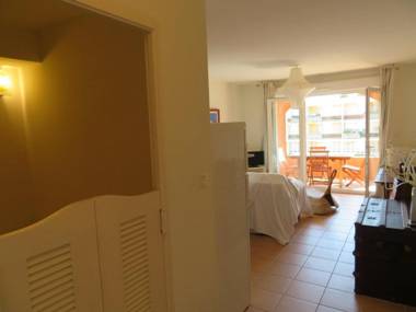 Appartement Bormes-les-Mimosas 2 pièces 5 personnes - FR-1-610-12