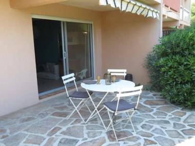 Appartement Bormes-les-Mimosas 4 pièces 6 personnes - FR-1-610-31