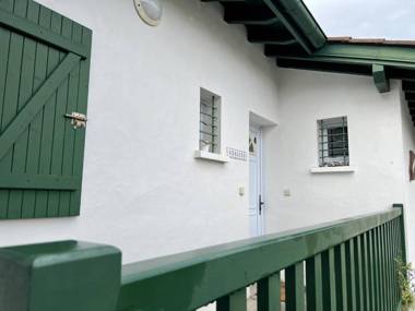 Appartement Cambo-les-Bains 2 pièces 2 personnes - FR-1-495-58