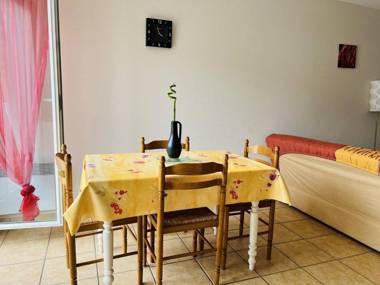 Appartement Cambo-les-Bains 2 pièces 2 personnes - FR-1-495-36
