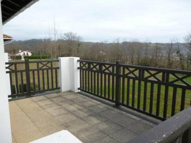 Appartement Cambo-les-Bains 2 pièces 2 personnes - FR-1-495-87