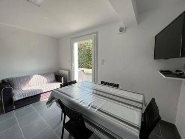 Appartement Cambo-les-Bains 2 pièces 2 personnes - FR-1-495-91