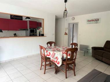 Appartement Cambo-les-Bains 2 pièces 2 personnes - FR-1-495-95