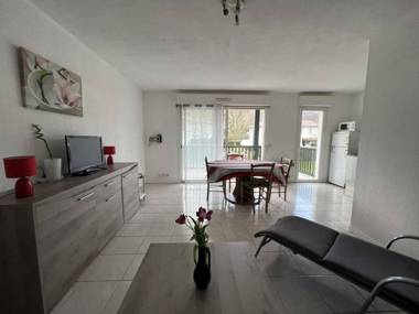 Appartement Cambo-les-Bains 2 pièces 2 personnes - FR-1-495-56