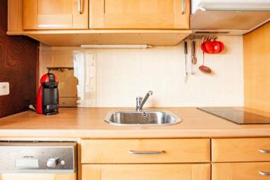 Charming studio between beach and port