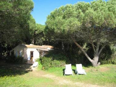 Villa Cavalaire-sur-Mer 2 bedrooms 7 persons - FR-1-100-201