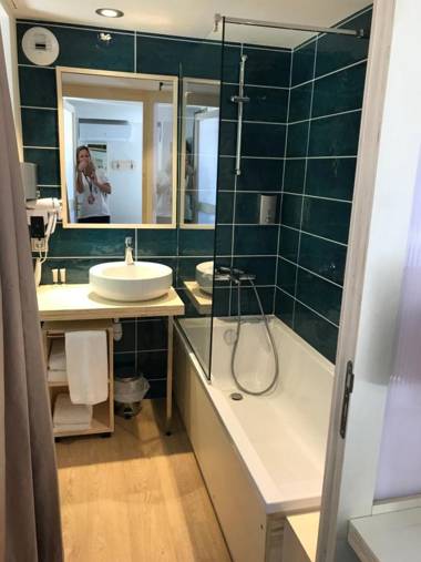 Hôtel-Restaurant "Les Rochers"