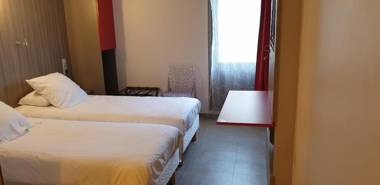 Brit Hotel La Ferte Bernard