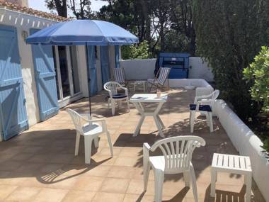 Ensemble dans une grande maison de Noirmoutier