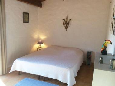 Ensemble dans une grande maison de Noirmoutier