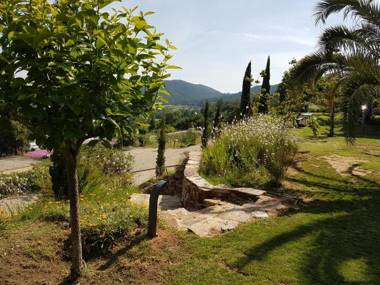 House With Garden And Sea View