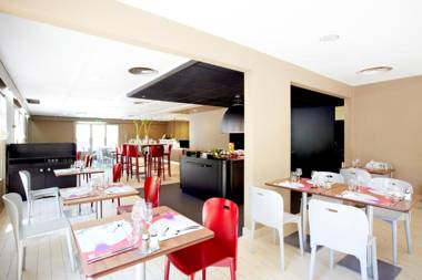 Kyriad Direct Marseille Est La Valentine