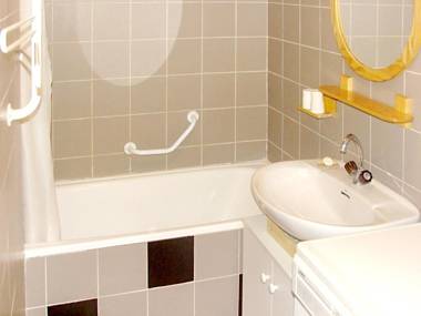 Appartement de 4 chambres avec balcon amenage et wifi a Le Monetier les Bains a 1 km des pistes