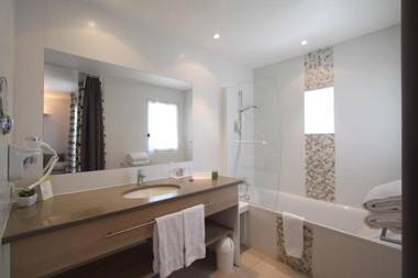 Val Baussenc The Originals Relais (Relais du Silence)