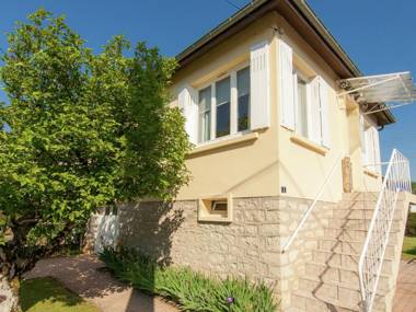 Classy Holiday Home with Garden Barbecue Garden Furniture